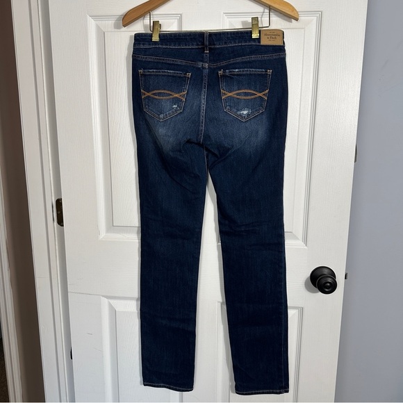 Abercrombie & Fitch "The A&F Skinny" distressed jeans, size 4R/27 - Picture 7 of 13